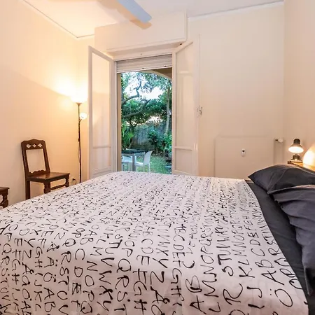 Apartment House With Garden Baia Dei Saraceni *